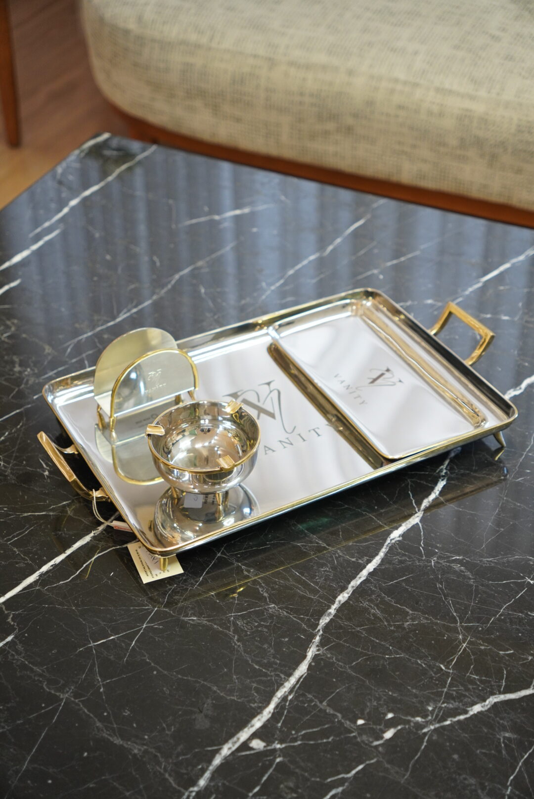 ست سینی بزرگ، استند دستمال و سینیچه سرو هندی وارداتی vanity کد 8921